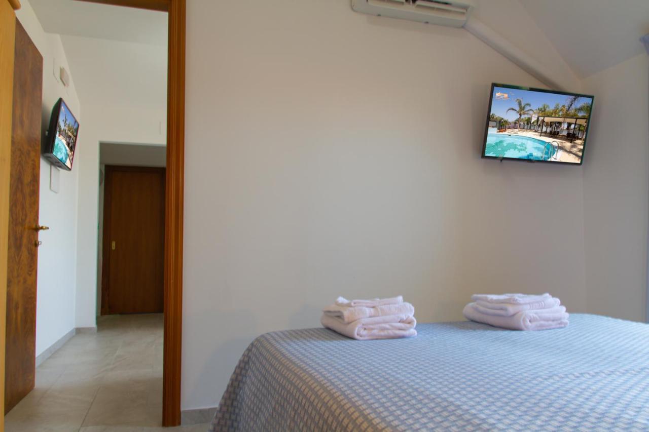 Residence Playa Торторето Экстерьер фото