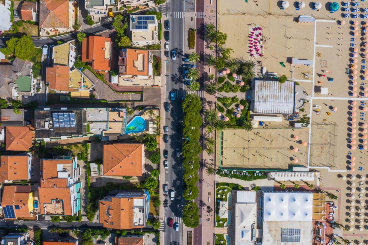 Residence Playa Торторето Экстерьер фото