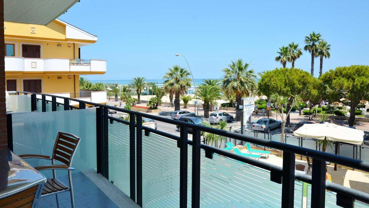 Residence Playa Торторето Экстерьер фото